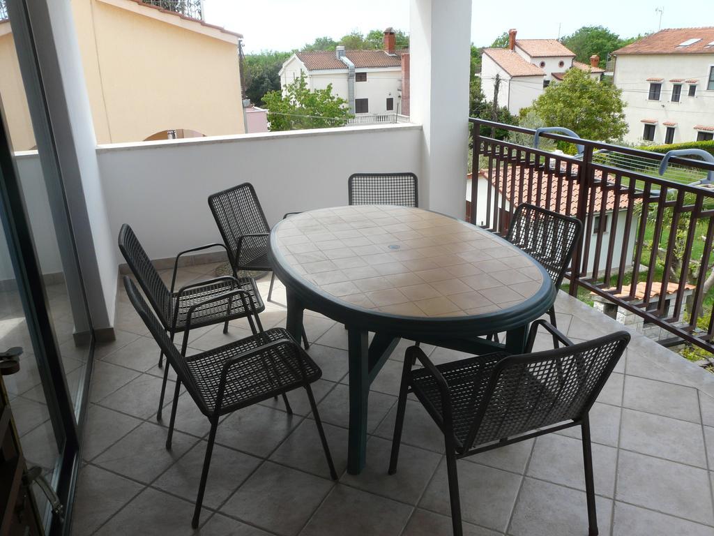 Apartments Mirela Poreč Extérieur photo