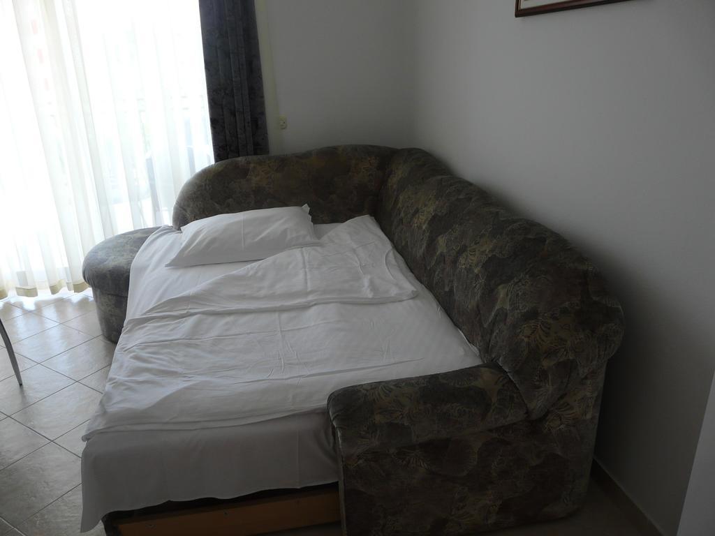Apartments Mirela Poreč Extérieur photo